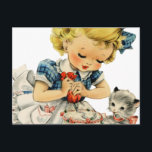 Carte Postale Gâteau de fille d'anniversaire rétro Chat Enfants<br><div class="desc">Petite fille et le gâteau - Une carte d'anniversaire rétro des années 50 avec une petite fille décorant un gâteau avec son petit chat.</div>