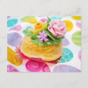 Carte Postale Gâteau d'oeufs miniature aux fleurs de glace