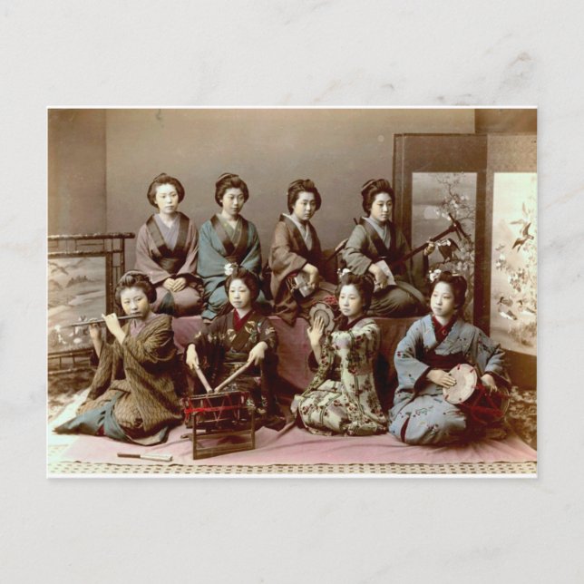 Carte Postale Geisha Girls Jouant Instruments - Kusakabe Kimbei (Devant)