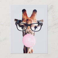 Girafe Portant des lunettes soufflant rose bulle g