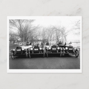 Carte Postale Glamor Girls & Classic Cars Photo Vintage