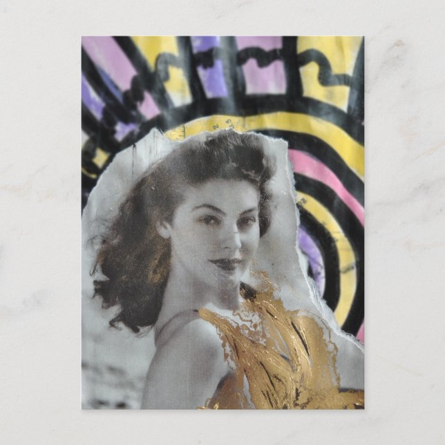 Carte Postale Golden Swimsuit Woman in 1939 beach collage art (Devant)