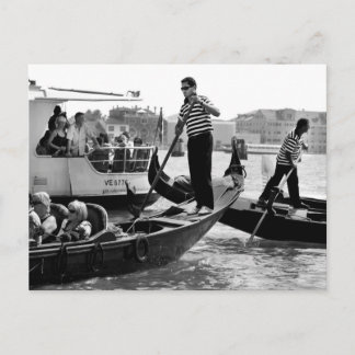 CARTE POSTALE GONDOLIERS DE VENISE EN NOIR ET BLANC