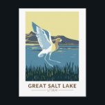 Carte Postale Grand lac salé Avocet américain Art de voyage Vint<br><div class="desc">Conception d'art vectoriel du Grand lac salé avec un Avocet américain. Le Grand lac salé est le plus grand lac d'eau salée de l'hémisphère occidental et le huitième plus grand lac terminal du monde.</div>