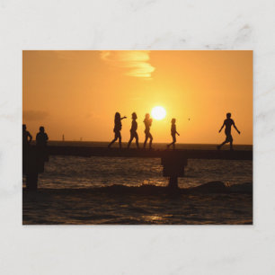Carte Postale Grande photo d'enfants sur la jetée à Key West