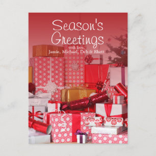 Carte Postale Grande pile de cadeaux sur la table