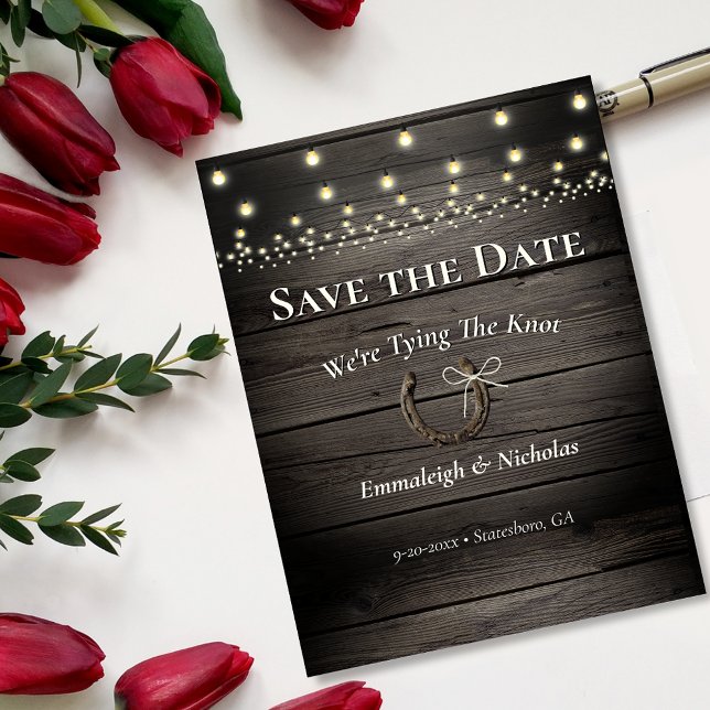 Carte Postale Grange en bois rustique Save the Date (Créateur téléchargé)