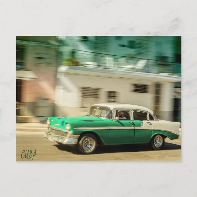 Carte Postale Green and white classic car in Havana, Cuba (Devant)
