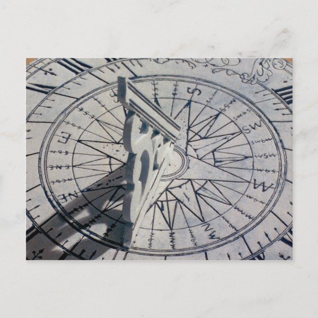 Carte Postale Gros plan d'un cadran solaire (Devant)