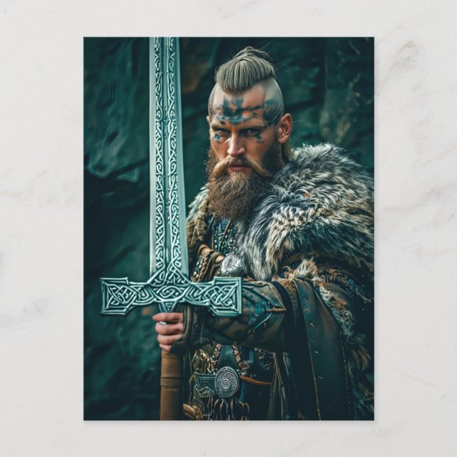Carte Postale Guerrier Viking dans une tenue authentique (Devant)