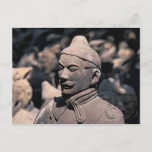Carte Postale guerriers en terre cuite dans le tombeau de l'empe