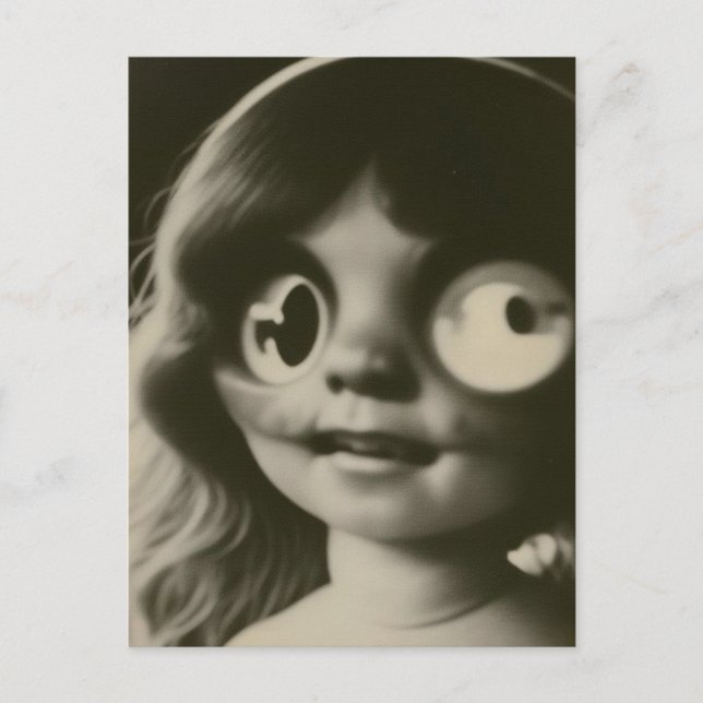 Carte postale Halloween Bizarre Doll Head (Devant)