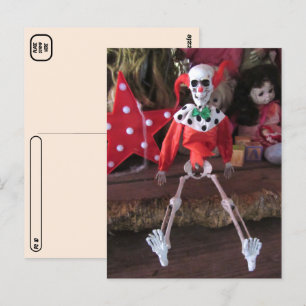 Carte Postale Halloween Clown de squelette après le croisement