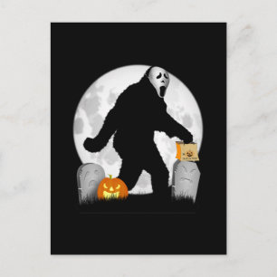 Carte Postale Halloween Squatchin'