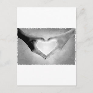 Carte Postale Heart Hands B&W Photo