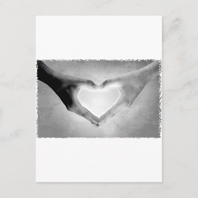 Carte Postale Heart Hands B&W Photo (Devant)