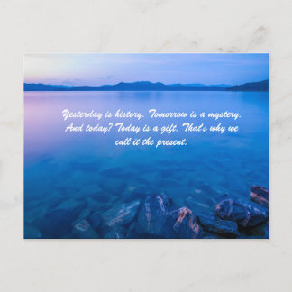 Carte Postale Hier, c'est l'histoire. Demain est un mystère. Et 