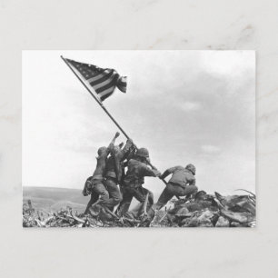 Carte Postale Hissage du drapeau américain à Iwo Jima