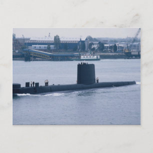 Carte Postale HMS Osiris" quittant la base navale de Portsmouth,