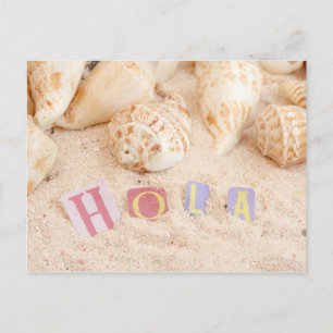 Carte Postale Hola, bonjour en espagnol sur une plage de sable