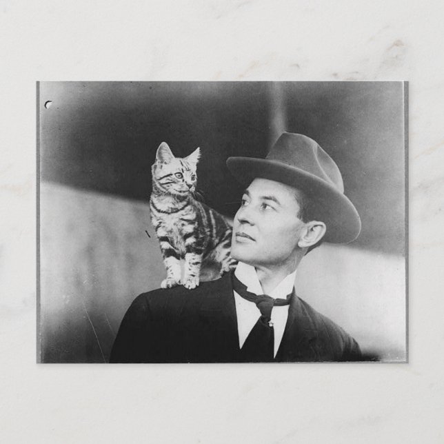 Carte postale homme et chat noir et blanc (Devant)