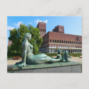 Carte Postale Hôtel de ville d'Oslo, statue