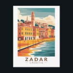 Carte Postale Illustration d'art de voyage vintage de Zadar Croa<br><div class="desc">Conception de voyage rétro de Zadar. Zadar,  une ville sur la côte dalmate de Croatie,  est connue pour les ruines romaines et vénitiennes de sa vieille ville péninsulaire.</div>