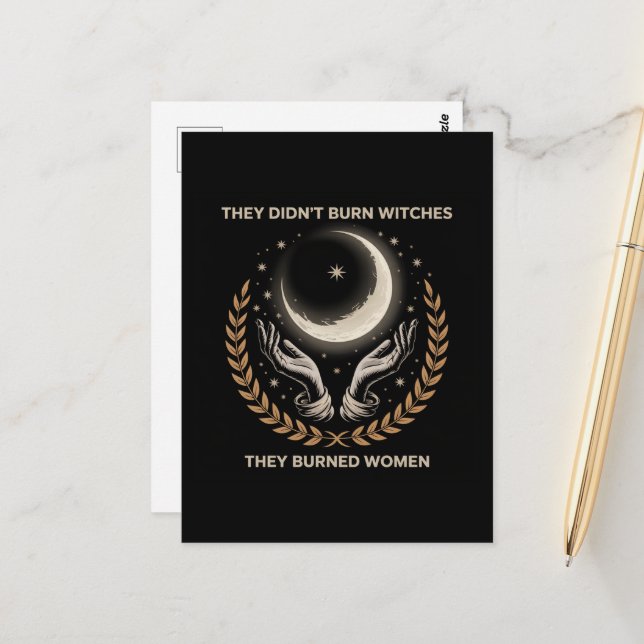 Carte Postale Ils n'ont pas brûlé de sorcières brûlées de mains  (Devant/Arrière en situation)