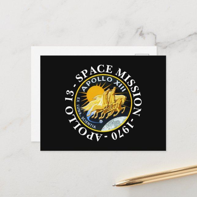Carte Postale Insigne de mission spatiale Apollo 13 1970 (Devant/Arrière en situation)