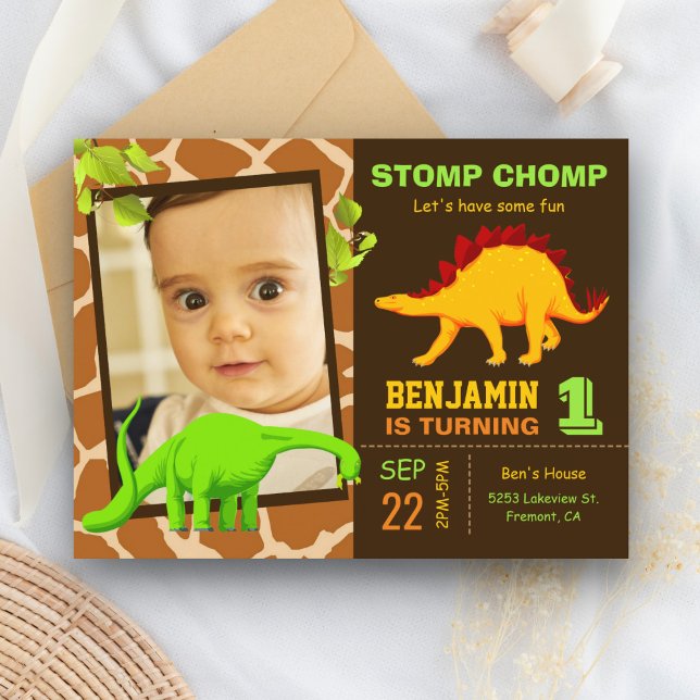Carte Postale Invitation d'anniversaire de dinosaure mignon pour (Créateur téléchargé)