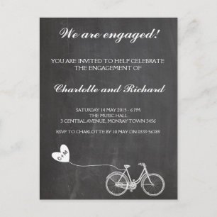 Carte Postale Invitation de la fête d'engagement vélo romantique