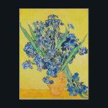 Carte Postale Irises Vincent van Gogh<br><div class="desc">Irises (1890) Vincent van Gogh. Une belle vie positive encore. Grand vase jaune avec un bouquet d'iris bleus sur un arrière - plan jaune. Reproduction d'oeuvres d'art célèbres dans le domaine public.</div>