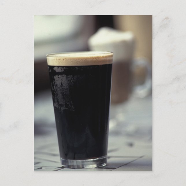 Carte Postale Irlande. Une pinte de stout. (Devant)