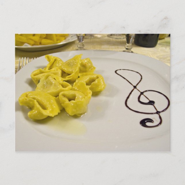 Carte Postale Italie, Cento. Une assiette de tortellini au froma (Devant)