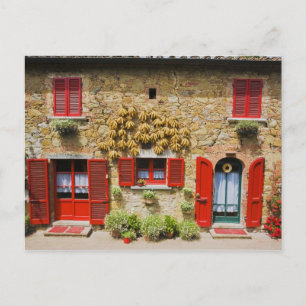 Carte Postale Italie, Lucignano, volets rouges et récolte