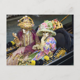 Carte Postale Italie, Venise. Couple habillé en costumes pour