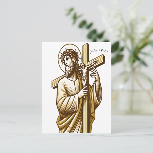 Carte Postale Jésus tenant la Croix d'or dans la dévotion (Debout devant)