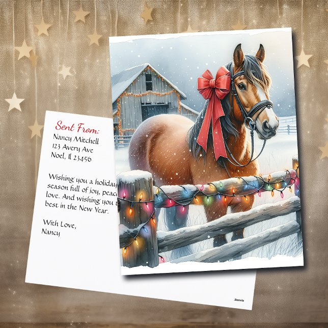Carte Postale Joli Cheval Brown avec Bow et Grange Noël (Créateur téléchargé)