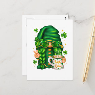 Carte Postale Joli gnome de la Saint-Patrick buvant du café