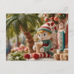 Carte Postale Joli Lutin de Noël au tricot buvant un café glacé