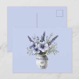 Carte Postale Joli vase de fleurs lavande violettes  