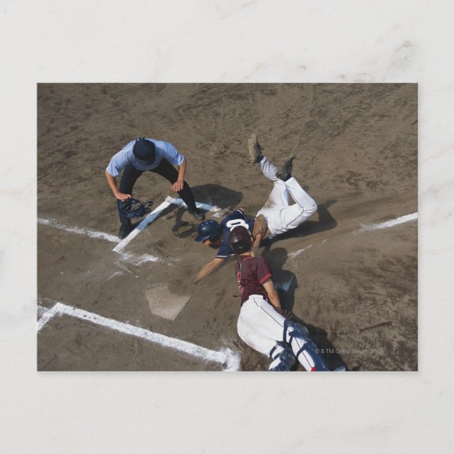 Carte Postale Joueurs de baseball glissant dans la base (Devant)