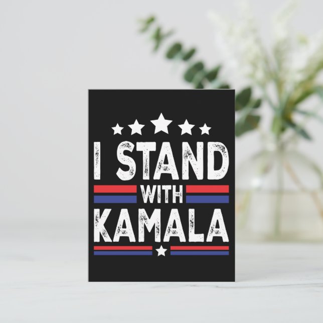 Carte Postale Kamala Harris (Debout devant)