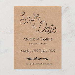 Carte Postale Kraft Paper Custom Script Wedding Enregistrer la d