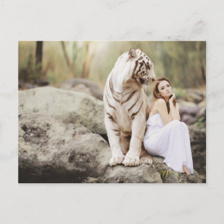 Carte Postale La Dame et le Tigre --
