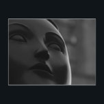 Carte Postale la douceur d'elle - statue de Botero<br><div class="desc">Statue de Botero près du Duomo di Milano (Cathédrale de Milan) Photo d'Uqbar.  Pour plus d'informations sur les photos,  rendez-vous à l'adresse www.pageandturner.com</div>