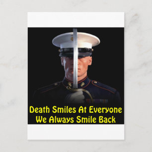 Carte Postale La Mort Sourit À Tout Le Monde Nous Sourions Toujo