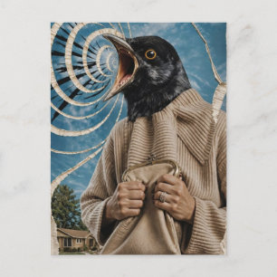 Carte Postale La personne surréaliste de l'oiseau noir hurlant