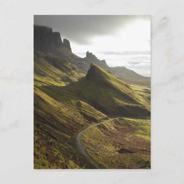 Carte Postale La route qui monte Le Quiraing, île de Skye, (Devant)