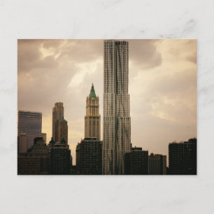 Carte Postale La tour Beekman et l'édifice Woolworth